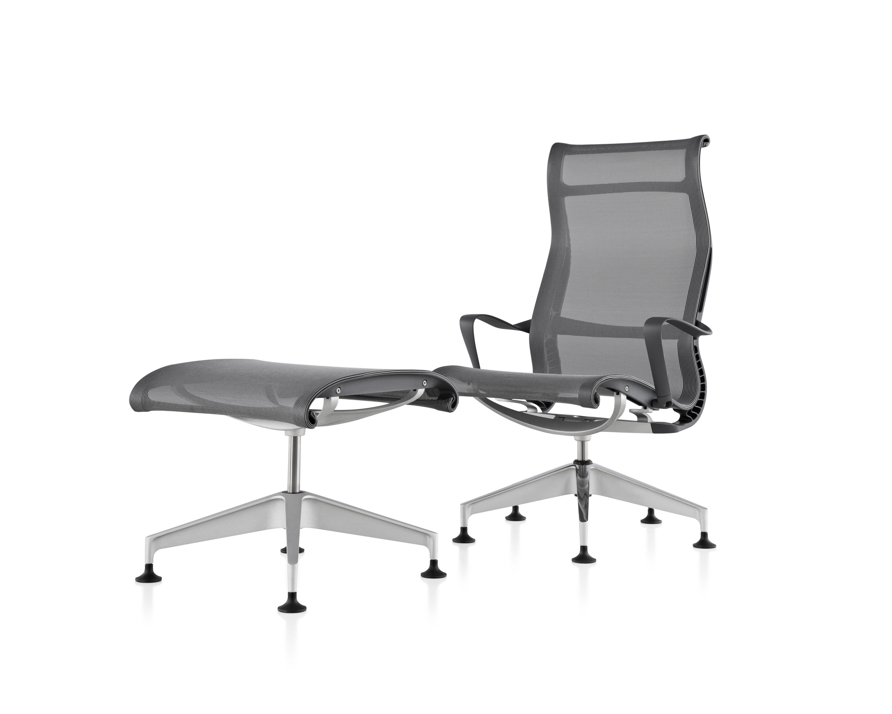 乐竞平台 - 坐具|躺椅|办公家具|设计师家具|塞图躺椅